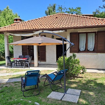 Villetta Singola Con Giardino Cottage Ghisallo Zona Bellagio Magreglio Zewnętrze zdjęcie